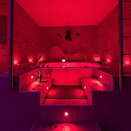 L'Indiscrete Love Room - Hammam-Sauna-Spa Saint-Cyr-sur-Loire Exterior photo